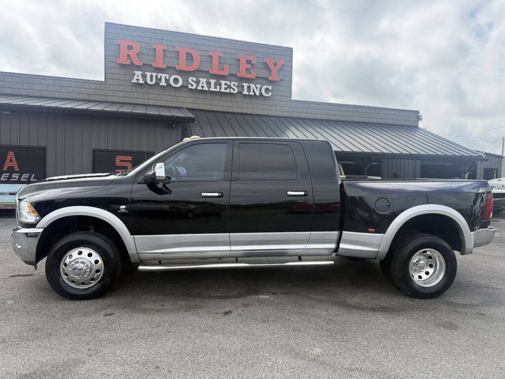 2012 DODGE Ram