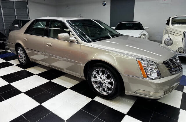 2009 CADILLAC DTS