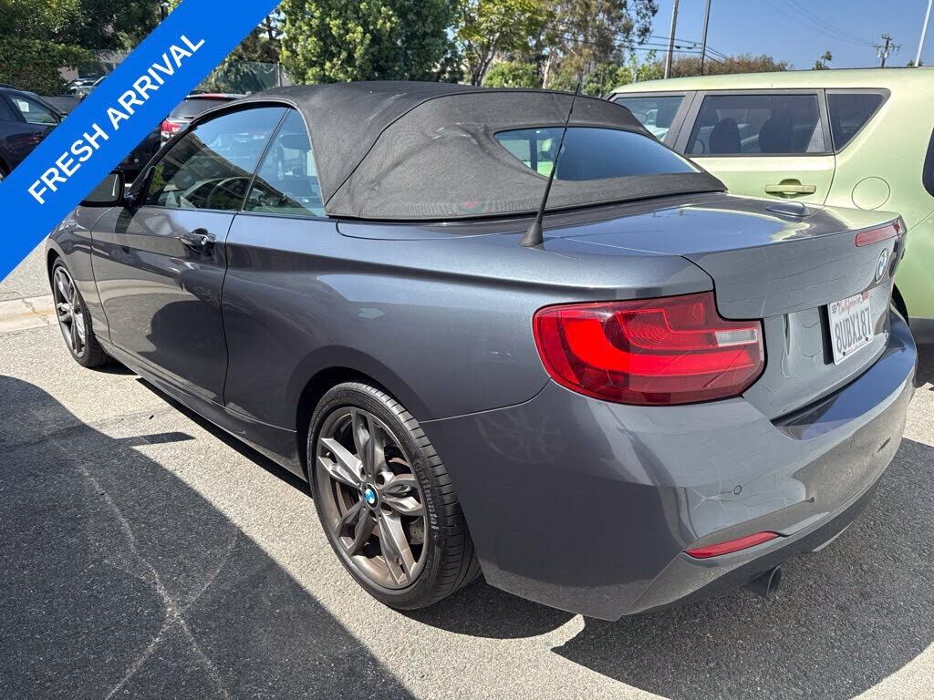 2016 BMW M235i