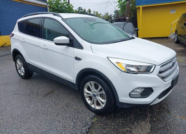2018 FORD Escape