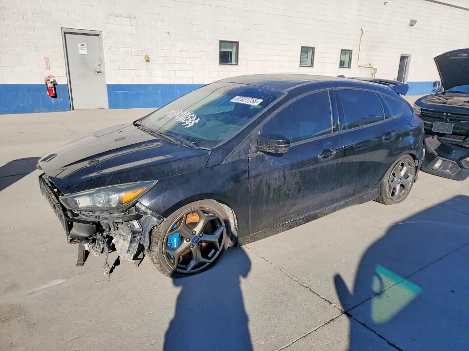 2016 FORD Focus