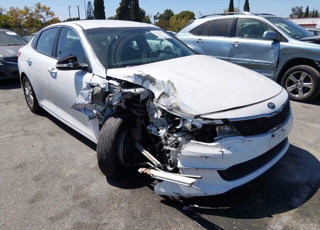 2017 KIA Optima