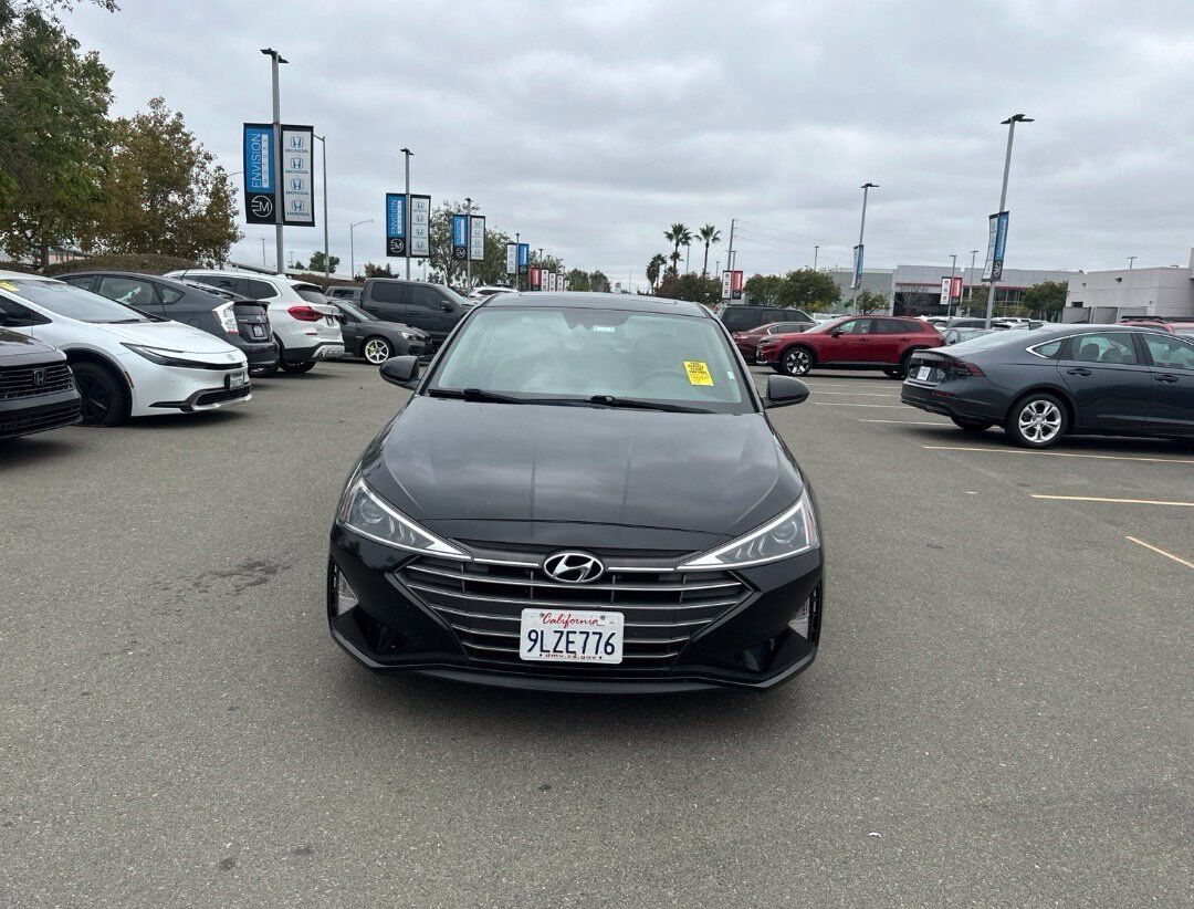 2020 HYUNDAI Elantra
