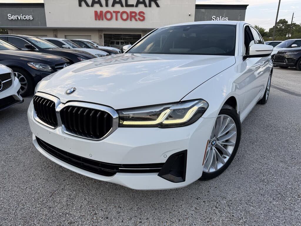 2021 BMW 530i