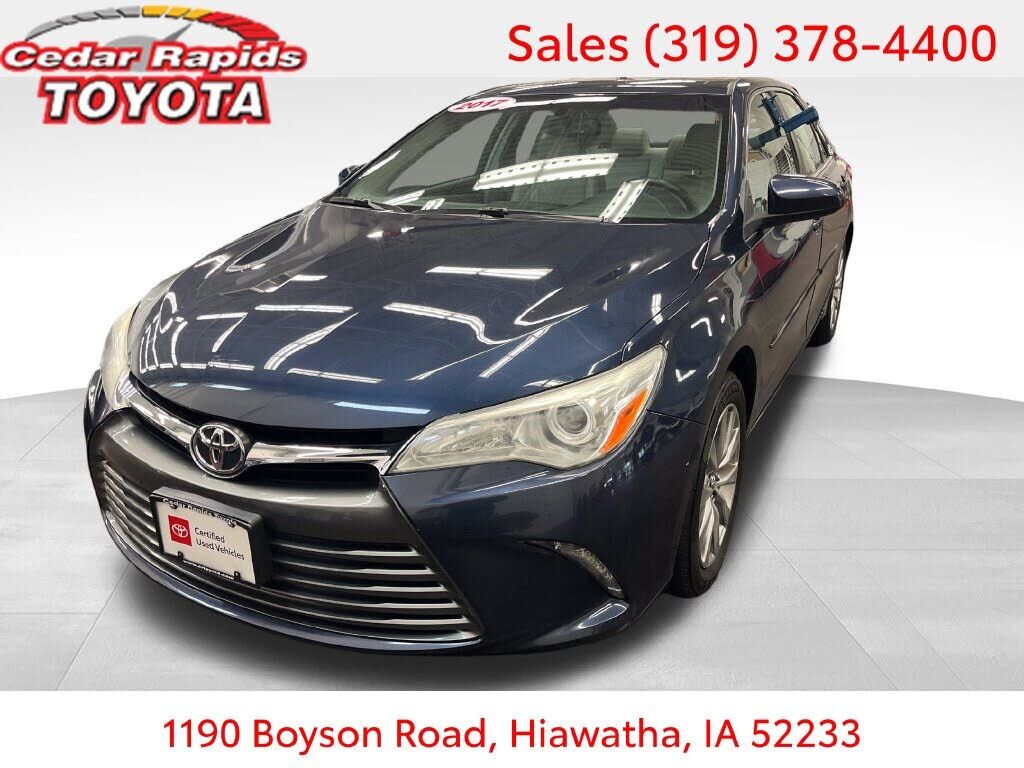 2017 TOYOTA Camry
