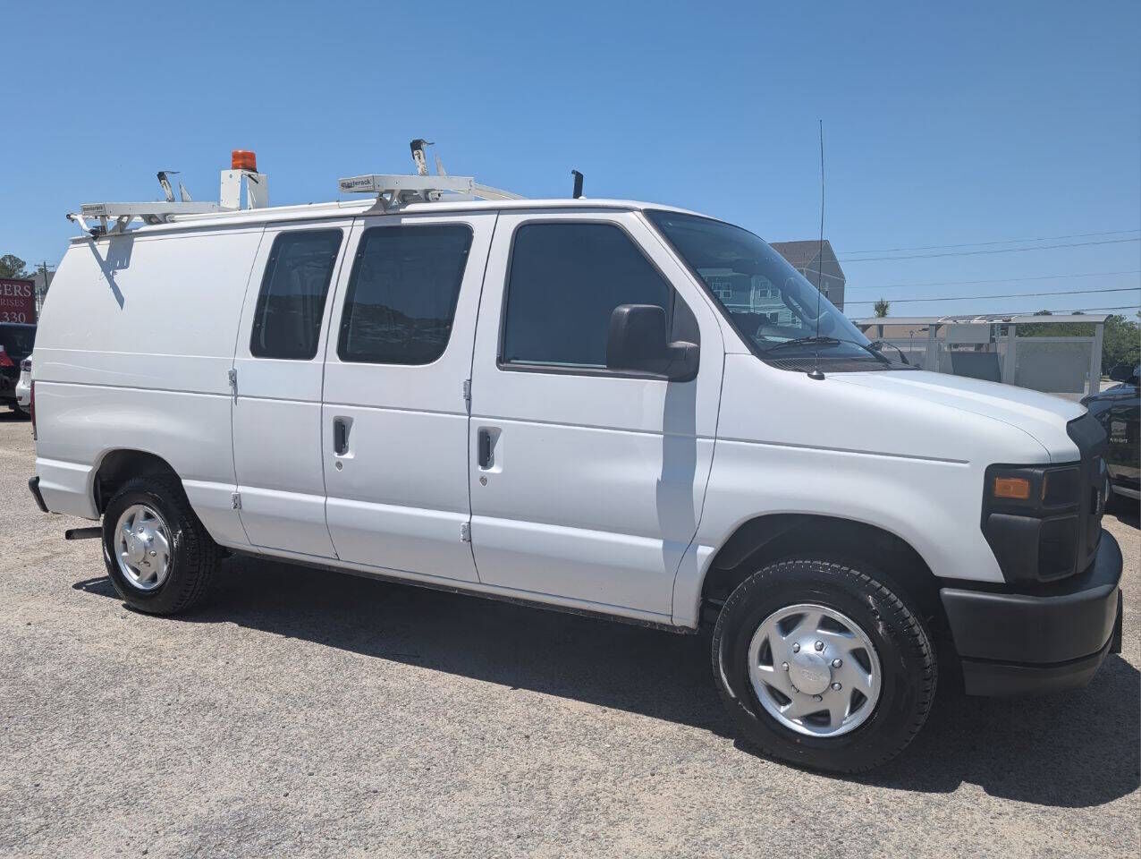 2014 FORD E-150