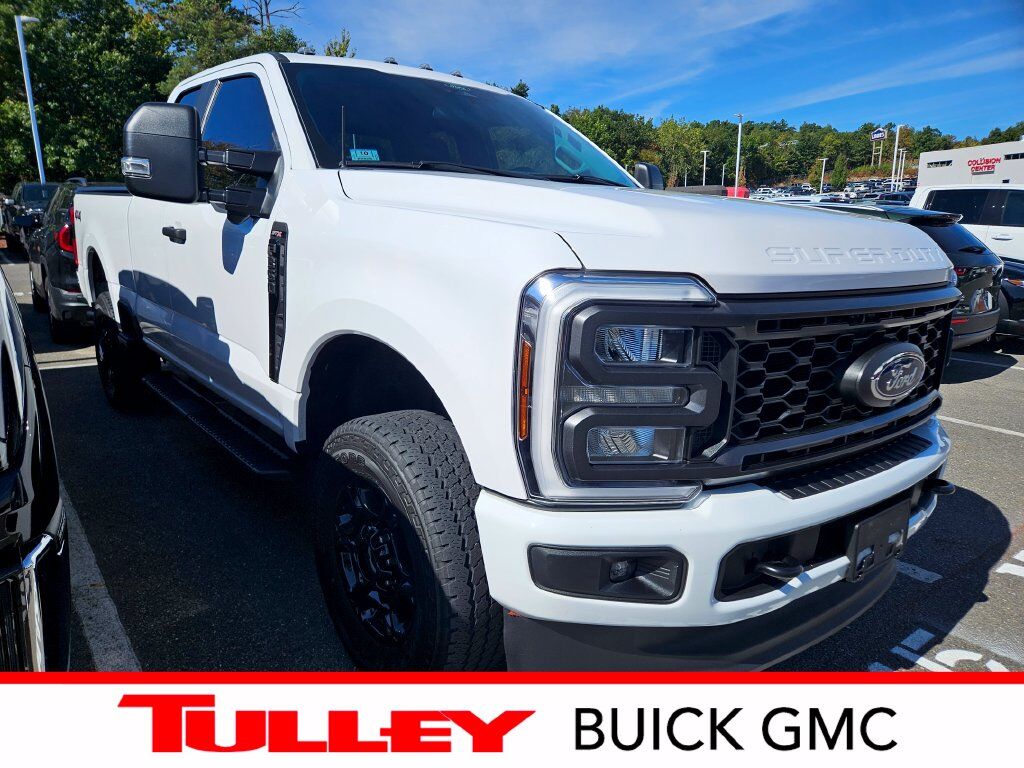 2024 FORD F-350