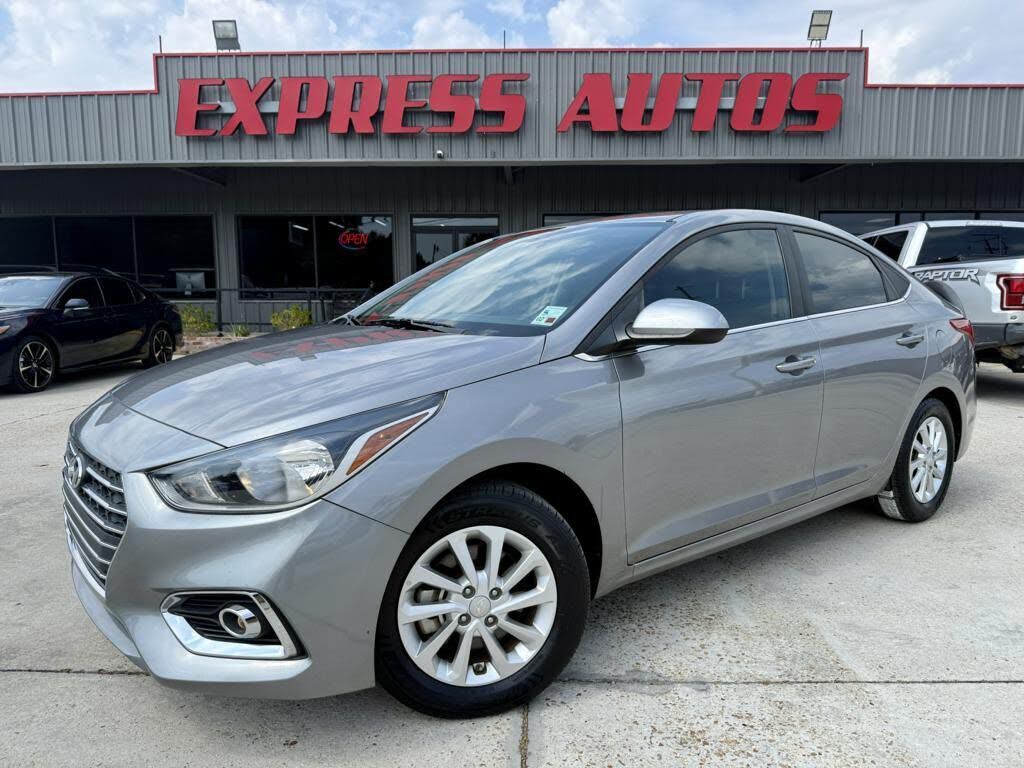 2022 HYUNDAI Accent