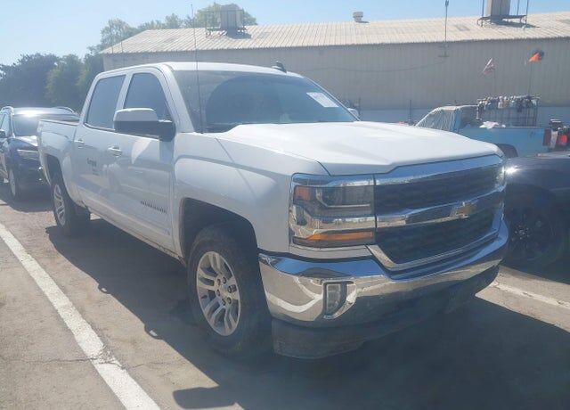 2018 CHEVROLET Silverado