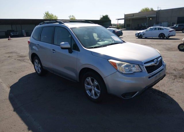 2015 SUBARU Forester