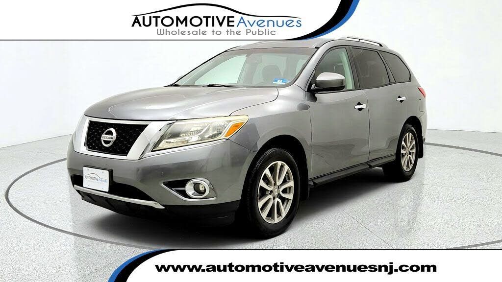 2016 NISSAN Pathfinder