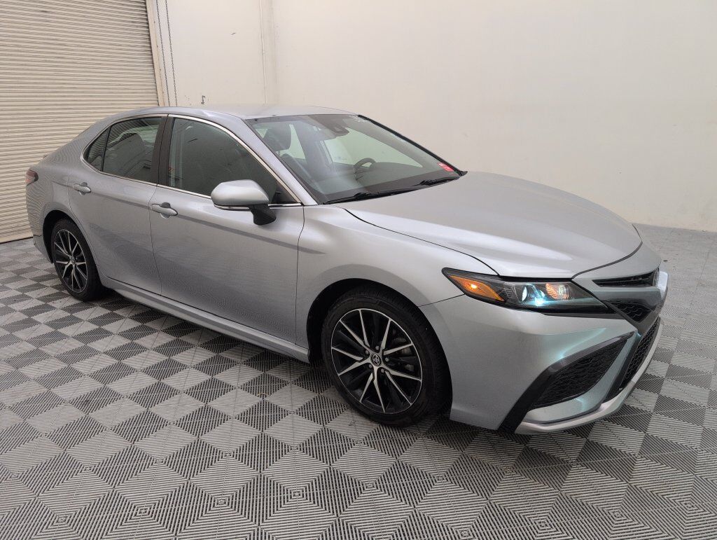 2024 TOYOTA Camry