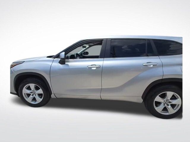 2025 TOYOTA Highlander