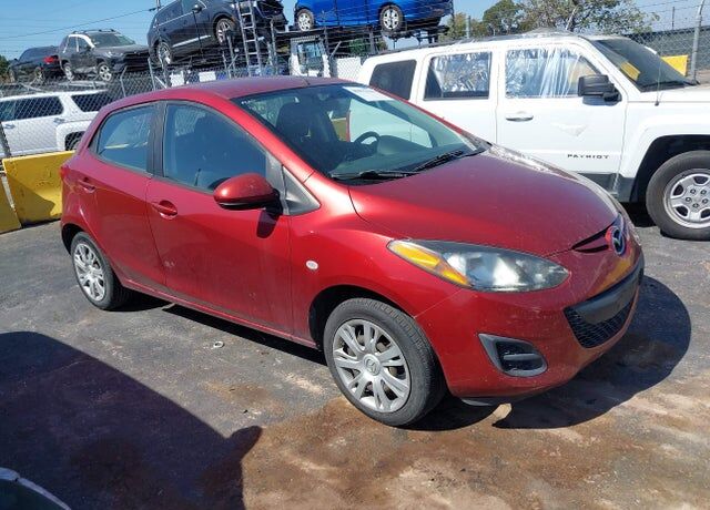 2014 MAZDA Mazda2