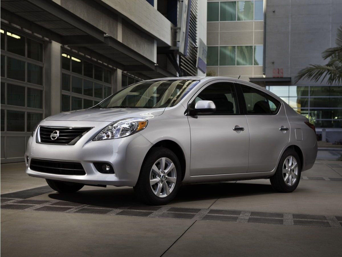 2012 NISSAN Versa