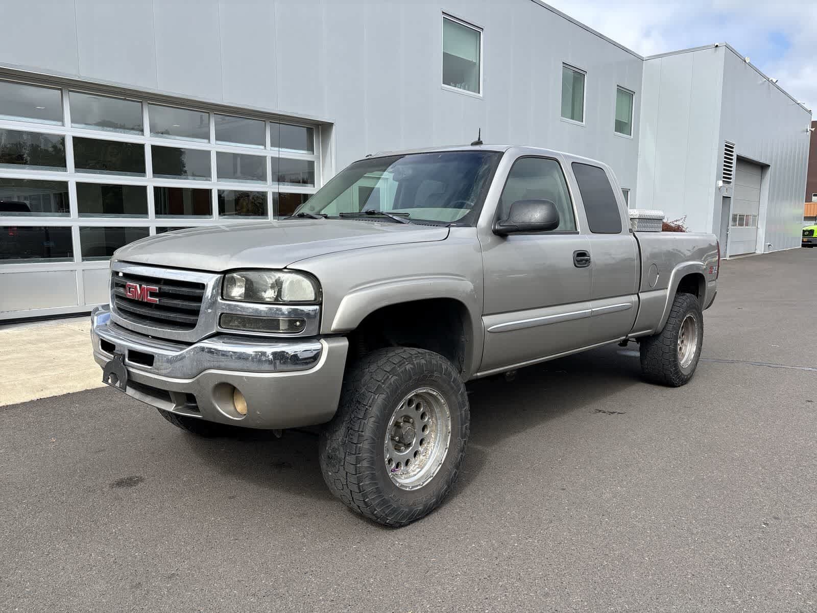 2003 GMC Sierra