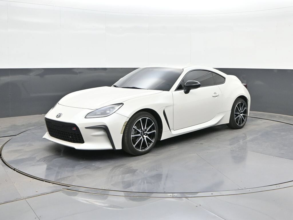 2023 TOYOTA GR86