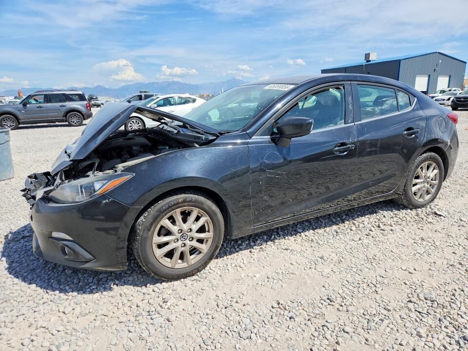 2016 MAZDA Mazda3