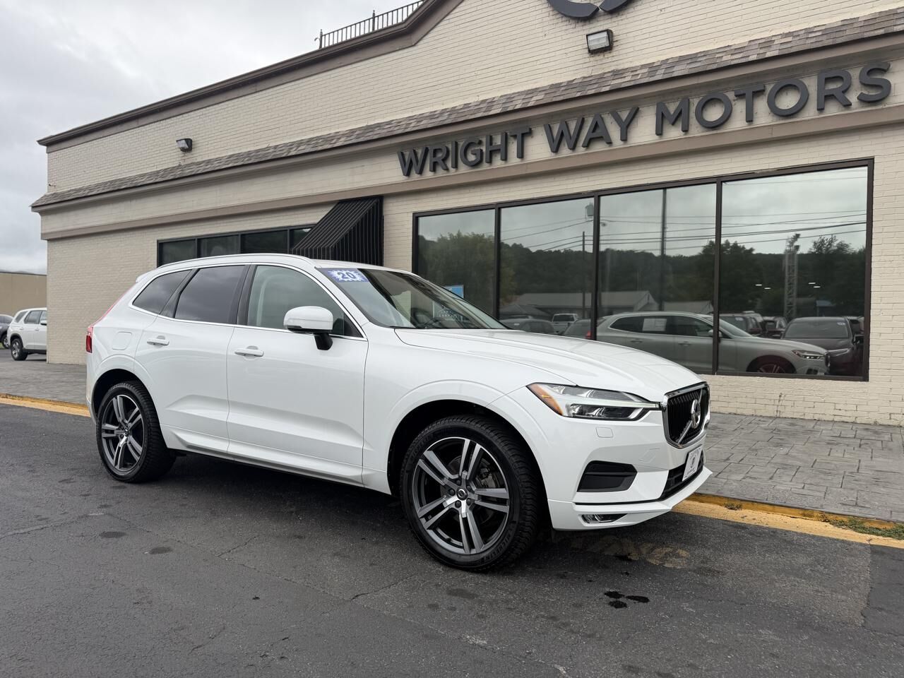 2020 VOLVO XC60