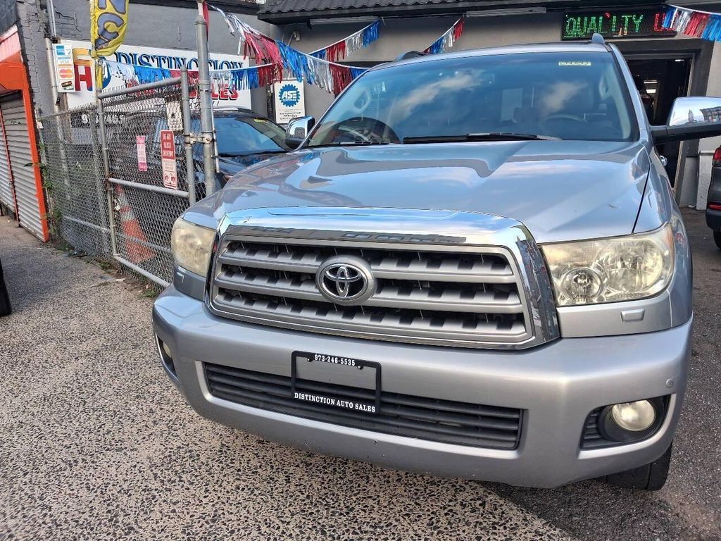 2010 TOYOTA Sequoia