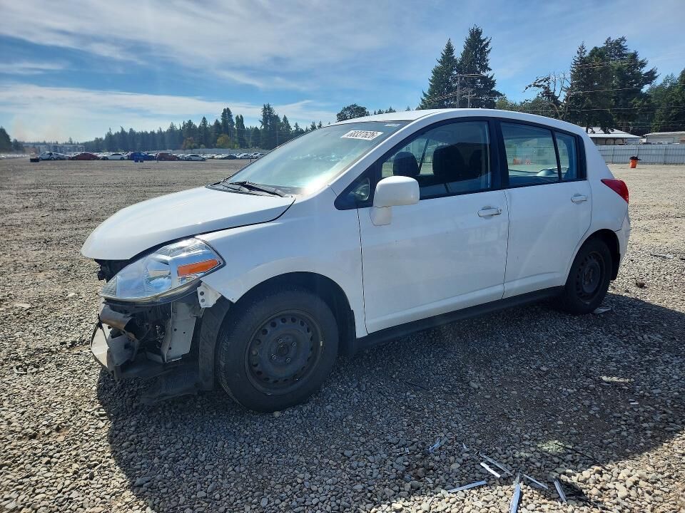 2011 NISSAN Versa