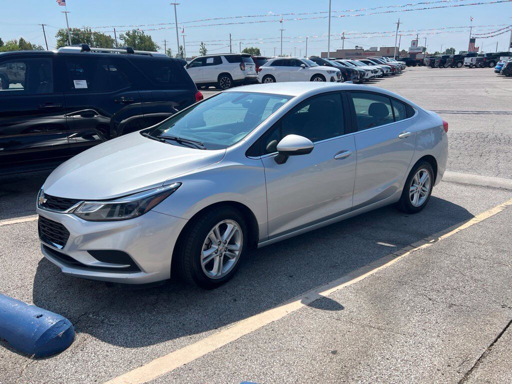 2018 CHEVROLET Cruze