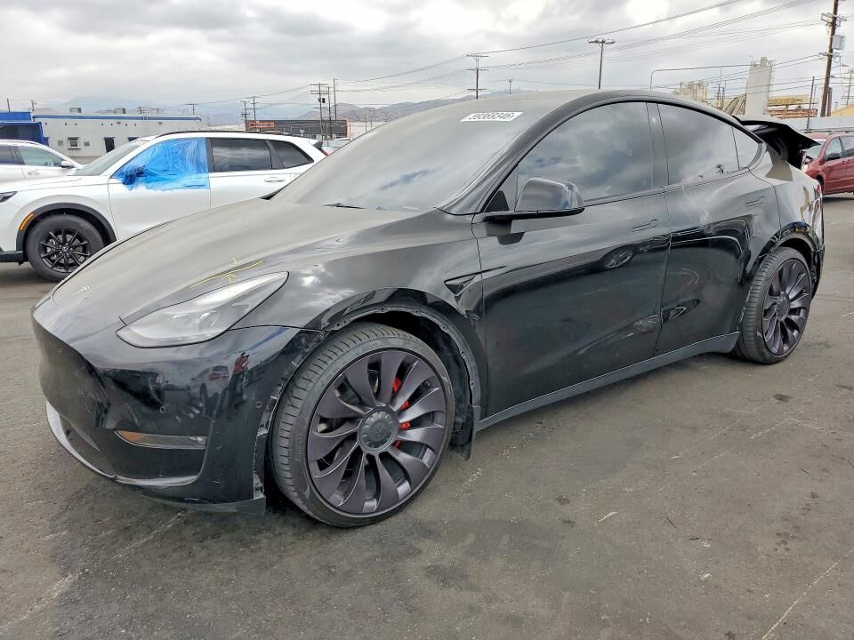 2021 TESLA Model Y