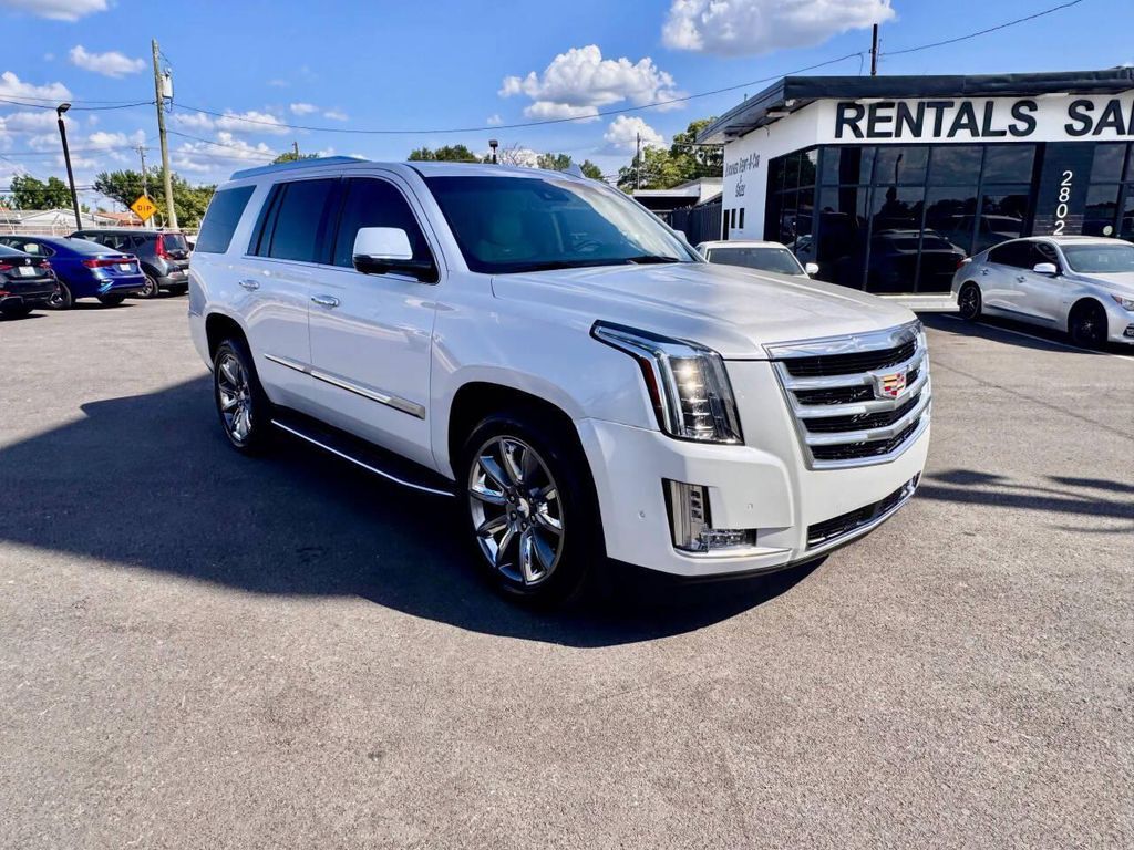 2019 CADILLAC Escalade