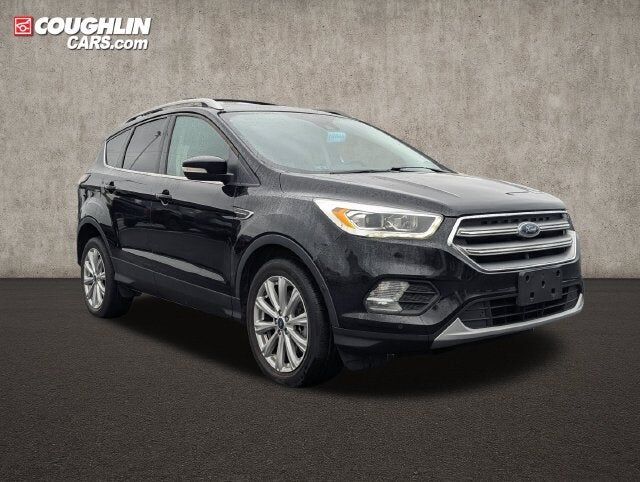 2017 FORD Escape