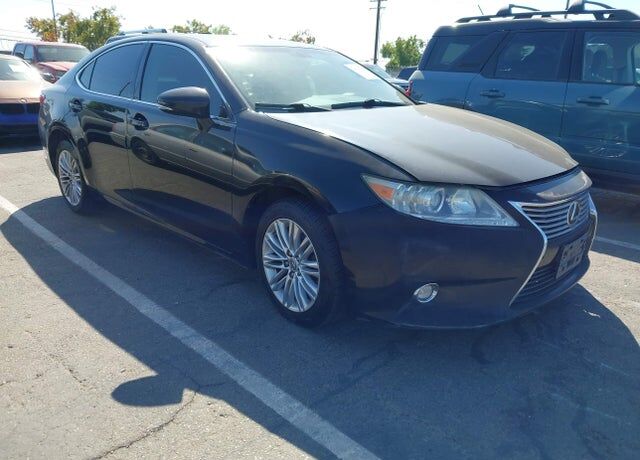 2014 LEXUS ES