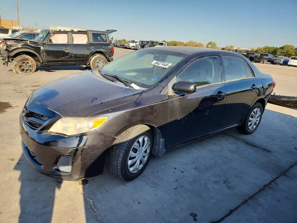 2013 TOYOTA Corolla