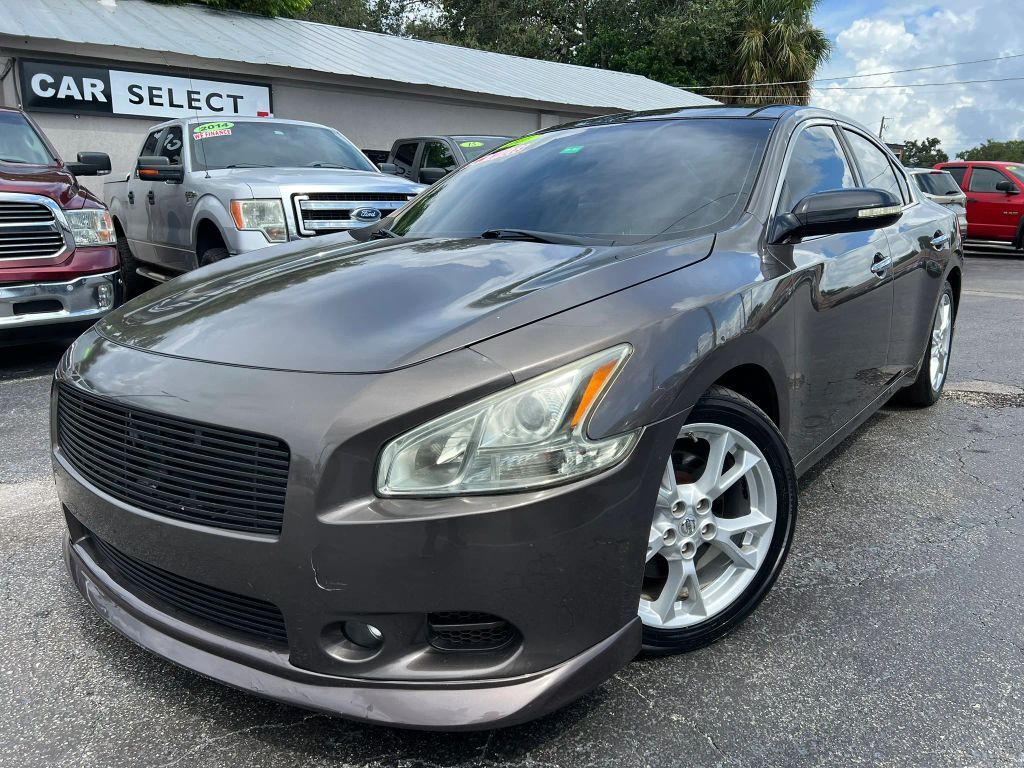 2014 NISSAN Maxima