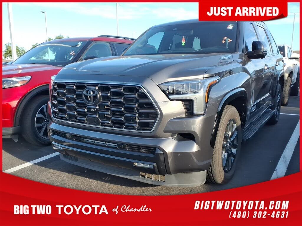 2024 TOYOTA Sequoia