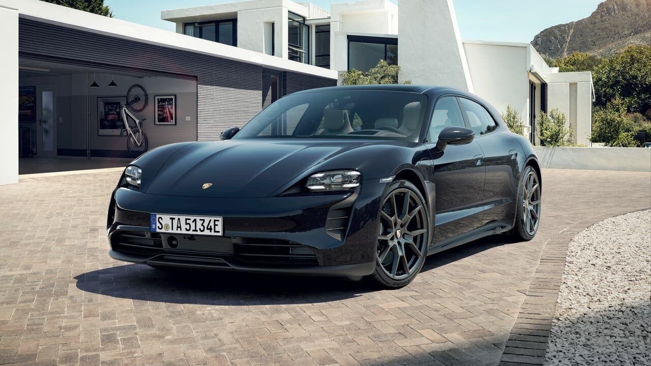 2023 PORSCHE Taycan