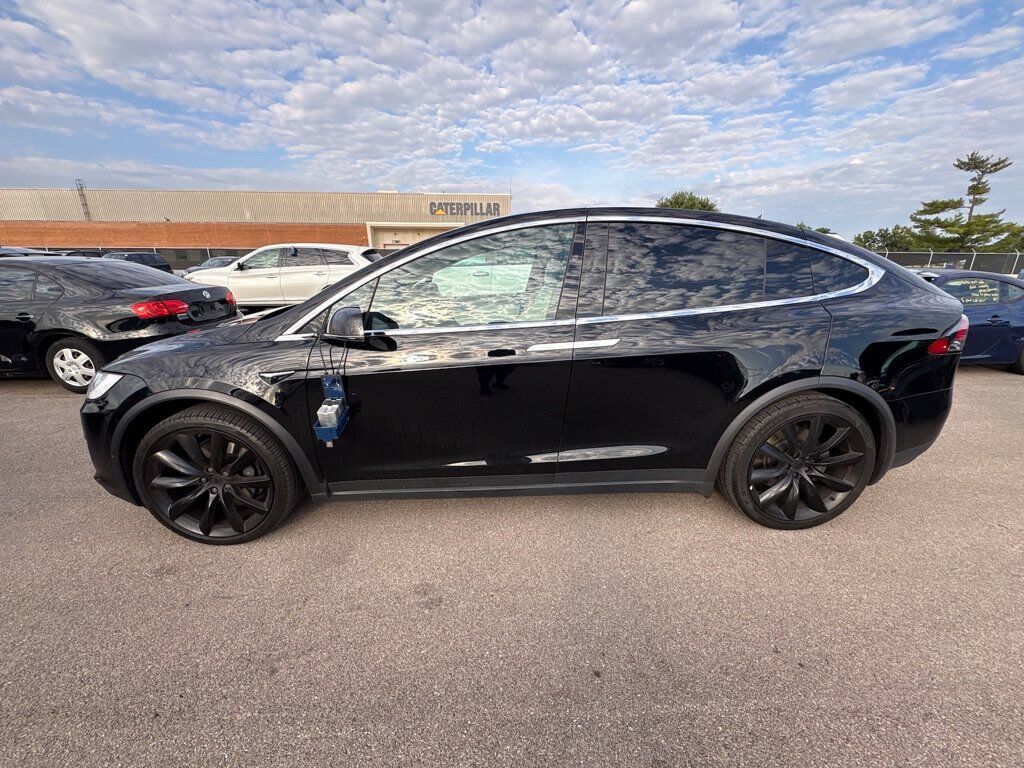 2019 TESLA Model X