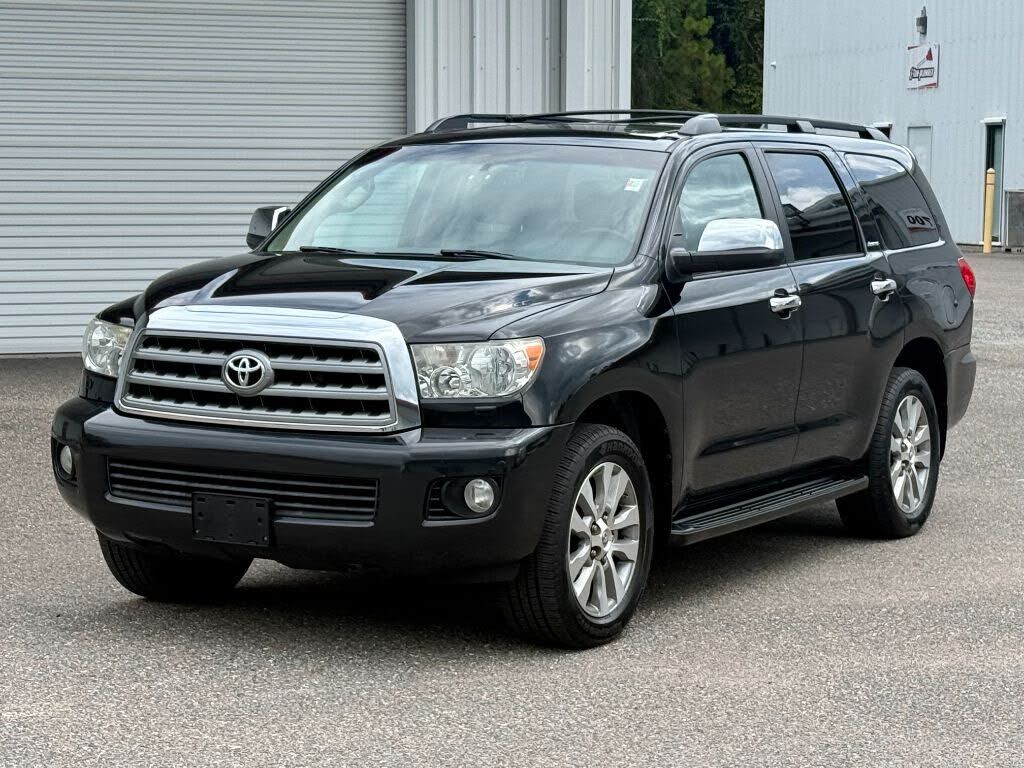 2015 TOYOTA Sequoia