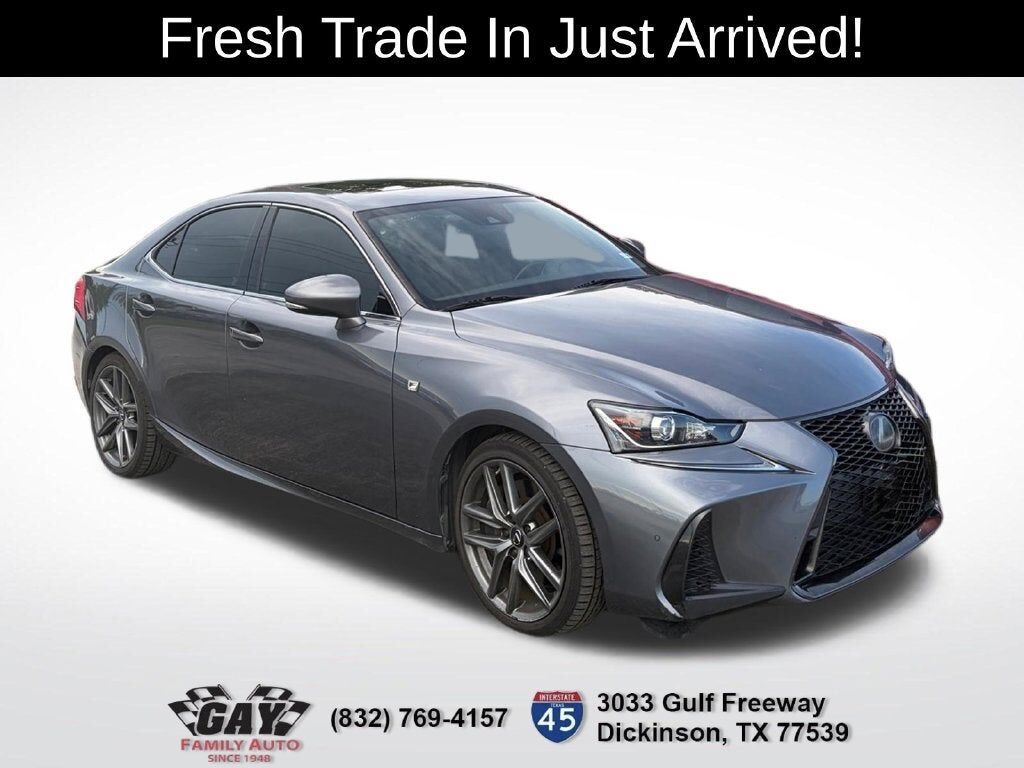 2019 LEXUS IS