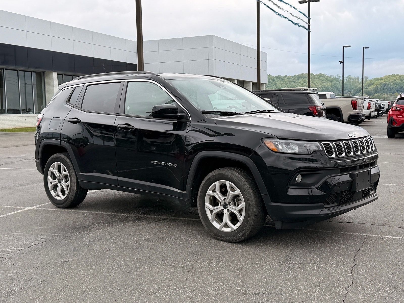2025 JEEP Compass