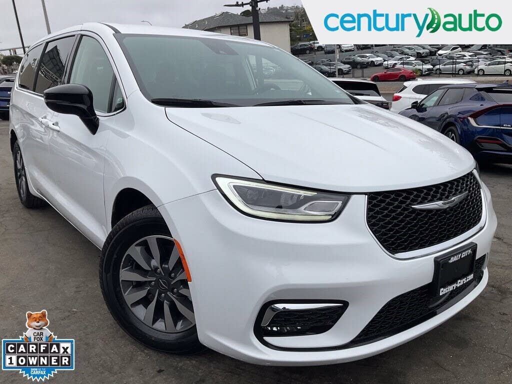 2024 CHRYSLER Pacifica
