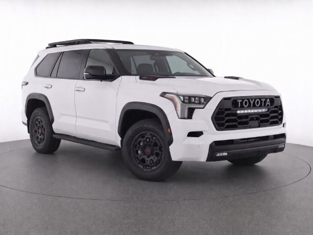2025 TOYOTA Sequoia
