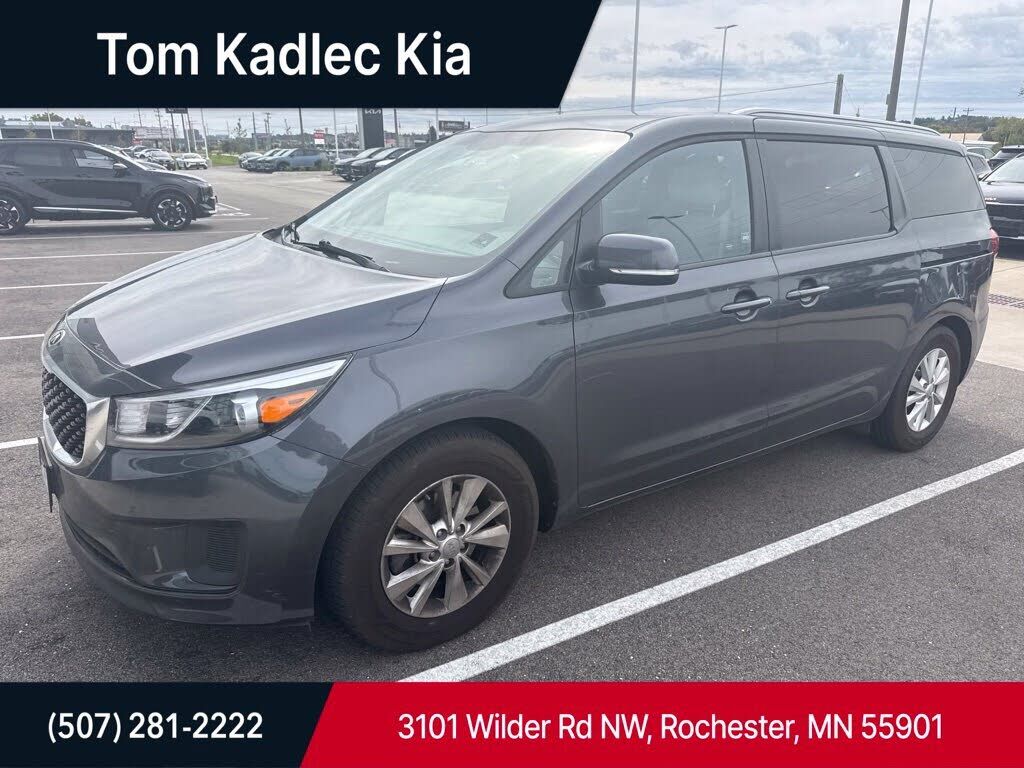 2016 KIA Sedona