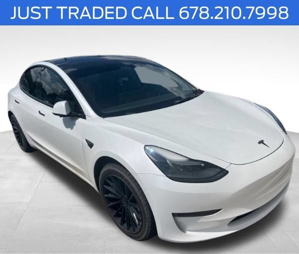 2022 TESLA Model 3