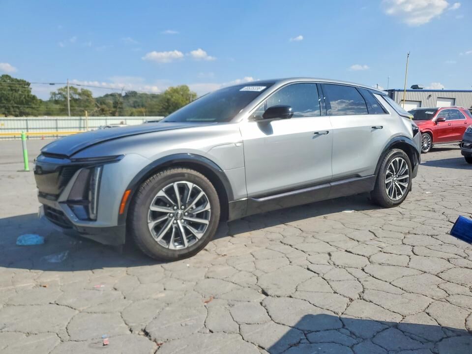 2024 CADILLAC Lyriq