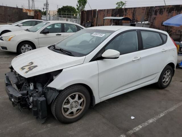 2013 HYUNDAI Accent