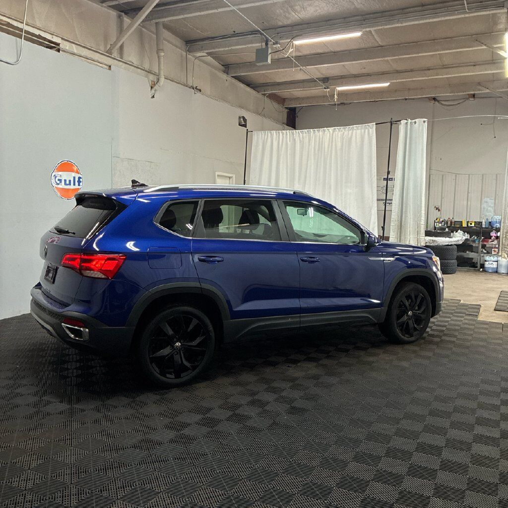 2022 VOLKSWAGEN Taos