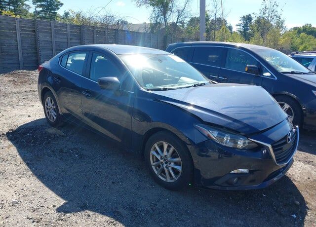 2015 MAZDA Mazda3