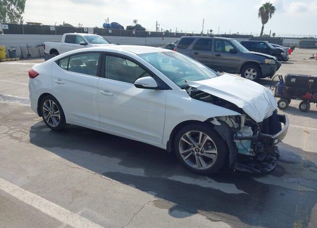 2018 HYUNDAI Elantra