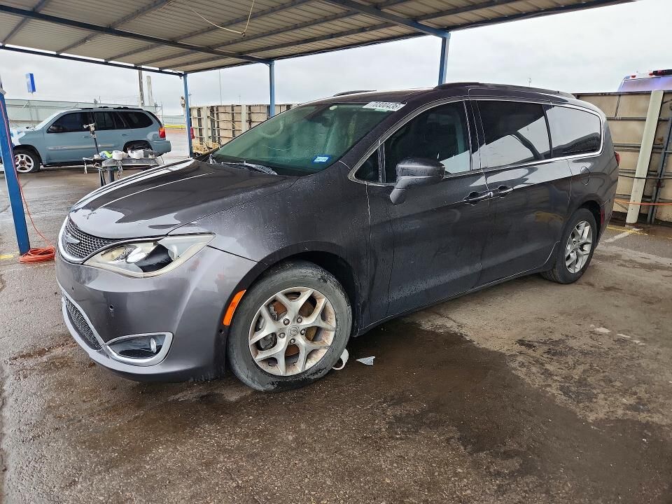 2019 CHRYSLER Pacifica