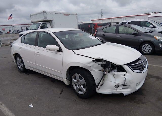 2010 NISSAN Altima