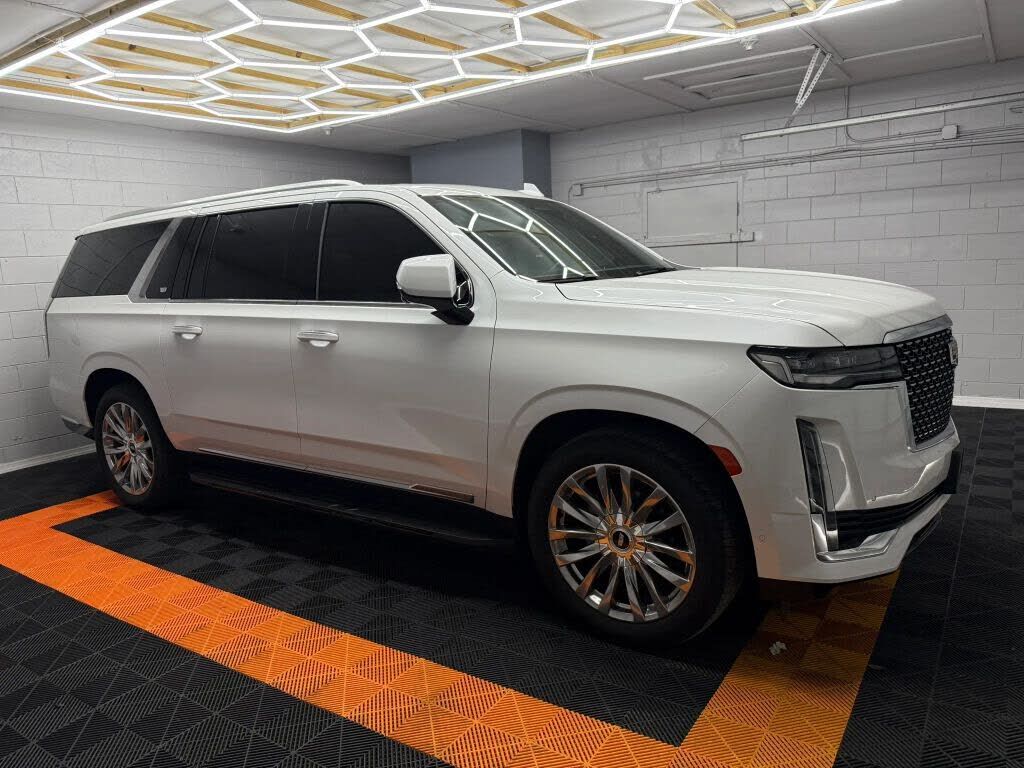 2023 CADILLAC Escalade ESV